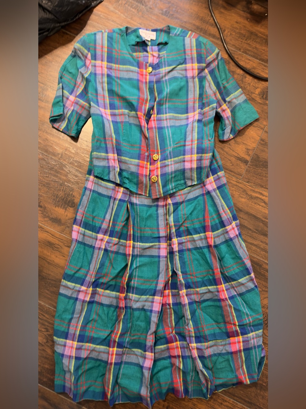 Vintage Doncaster Green Plaid Two-Piece Skirt Set with Pink and Purple Accents